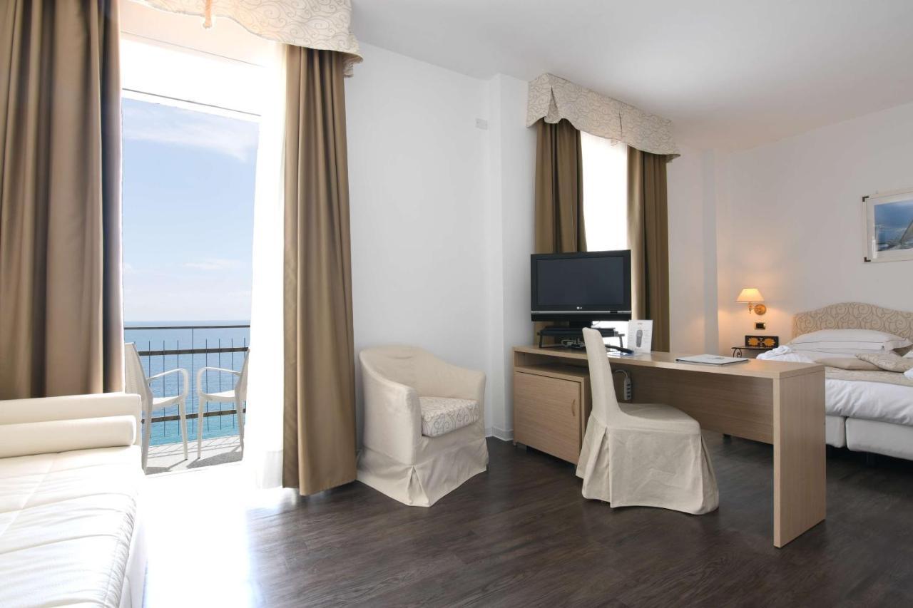 Best Western Hotel Acqua Novella Spotorno Buitenkant foto