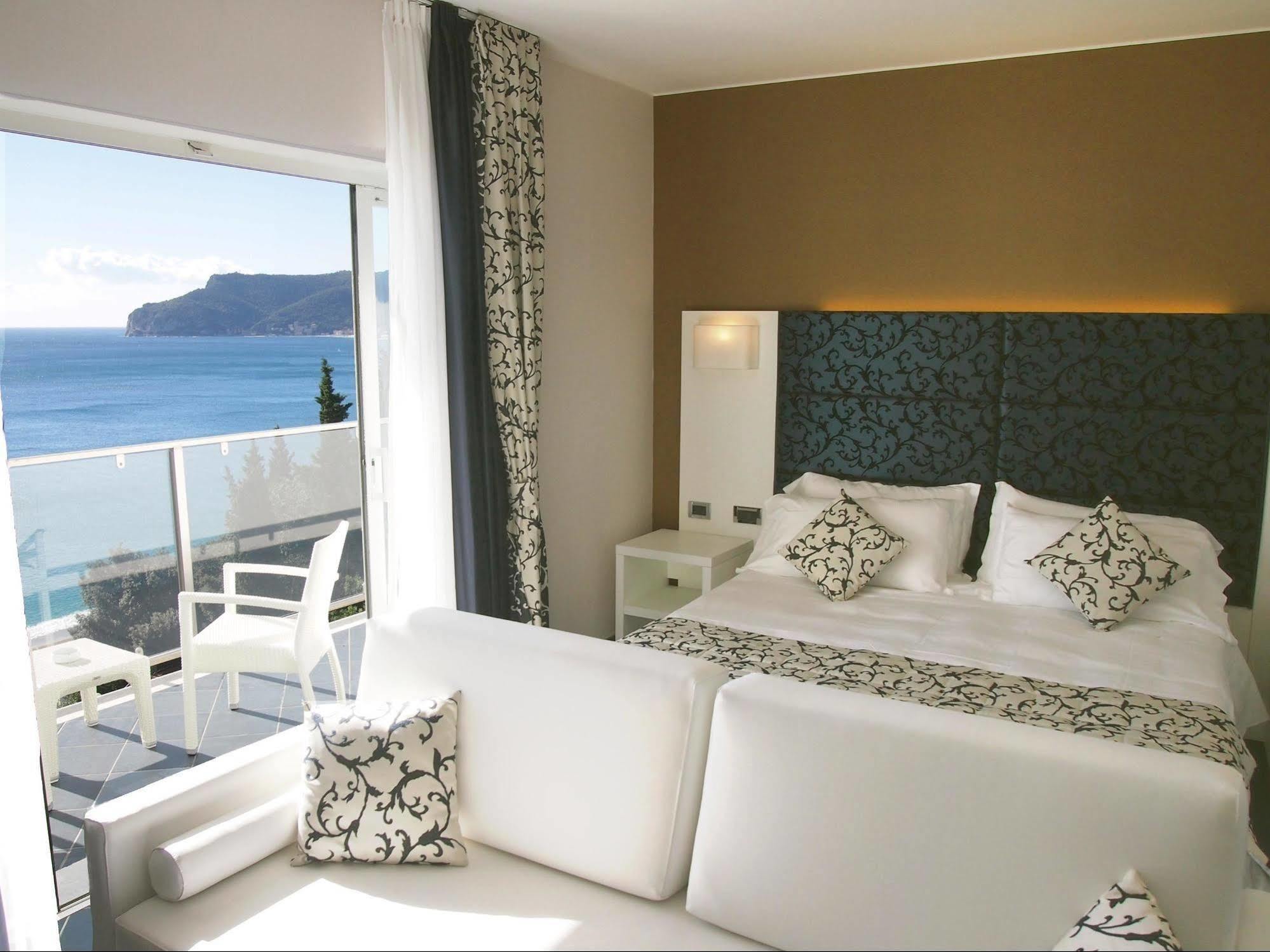 Best Western Hotel Acqua Novella Spotorno Buitenkant foto
